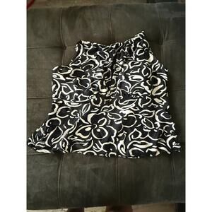 Time And Tru Women’s Black And White Bikini Top Size XL Beachwear